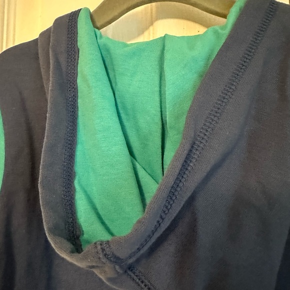 Tea Collection 2T sweatshirt with hood. Bluish-gray with teal accents. - Picture 4 of 4